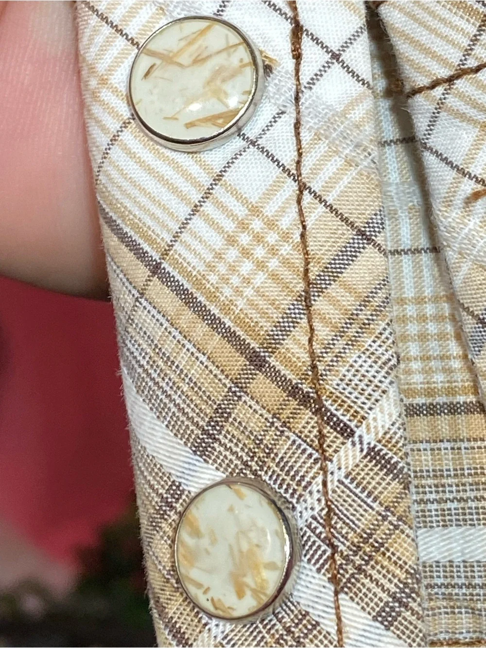 Men's Beige Plaid Long-Sleeve Button-Down Shirt